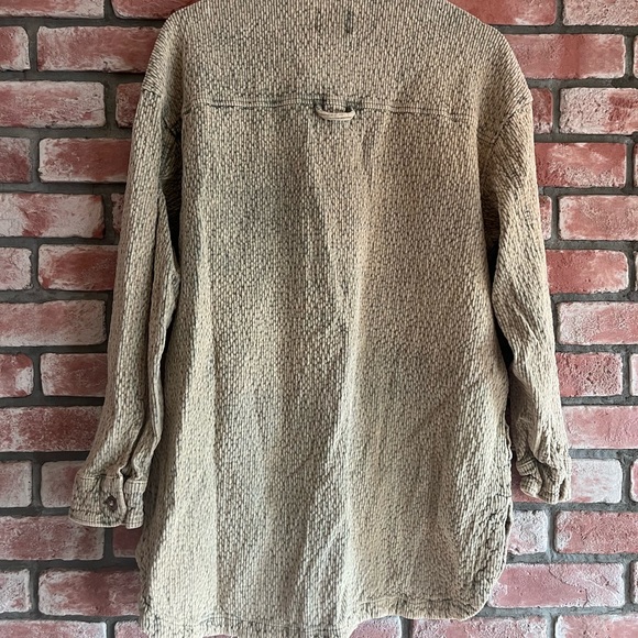 BDG Shacket - Picture 5 of 7